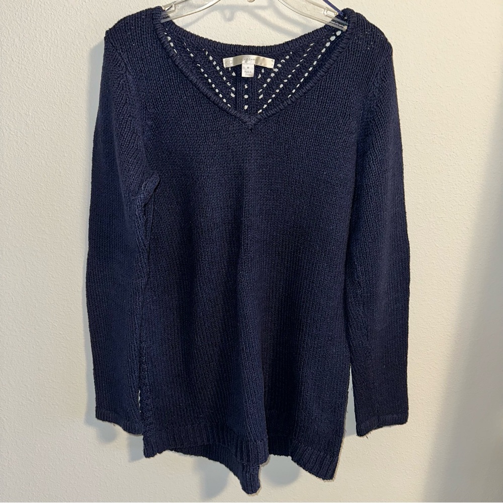 LC Lauren Conrad Deep Blue V-Neck Sweater size M